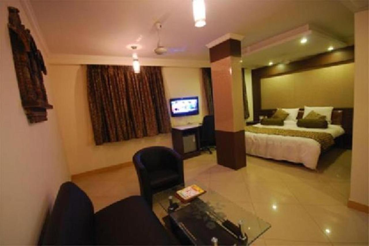 Hotel Suncity International Джодхпур Экстерьер фото